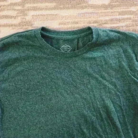 Green Tee - Picture 3 of 6